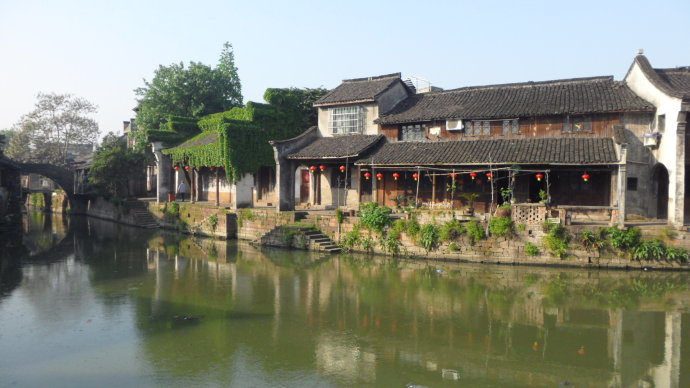 东方润园业主春游德清乐融融