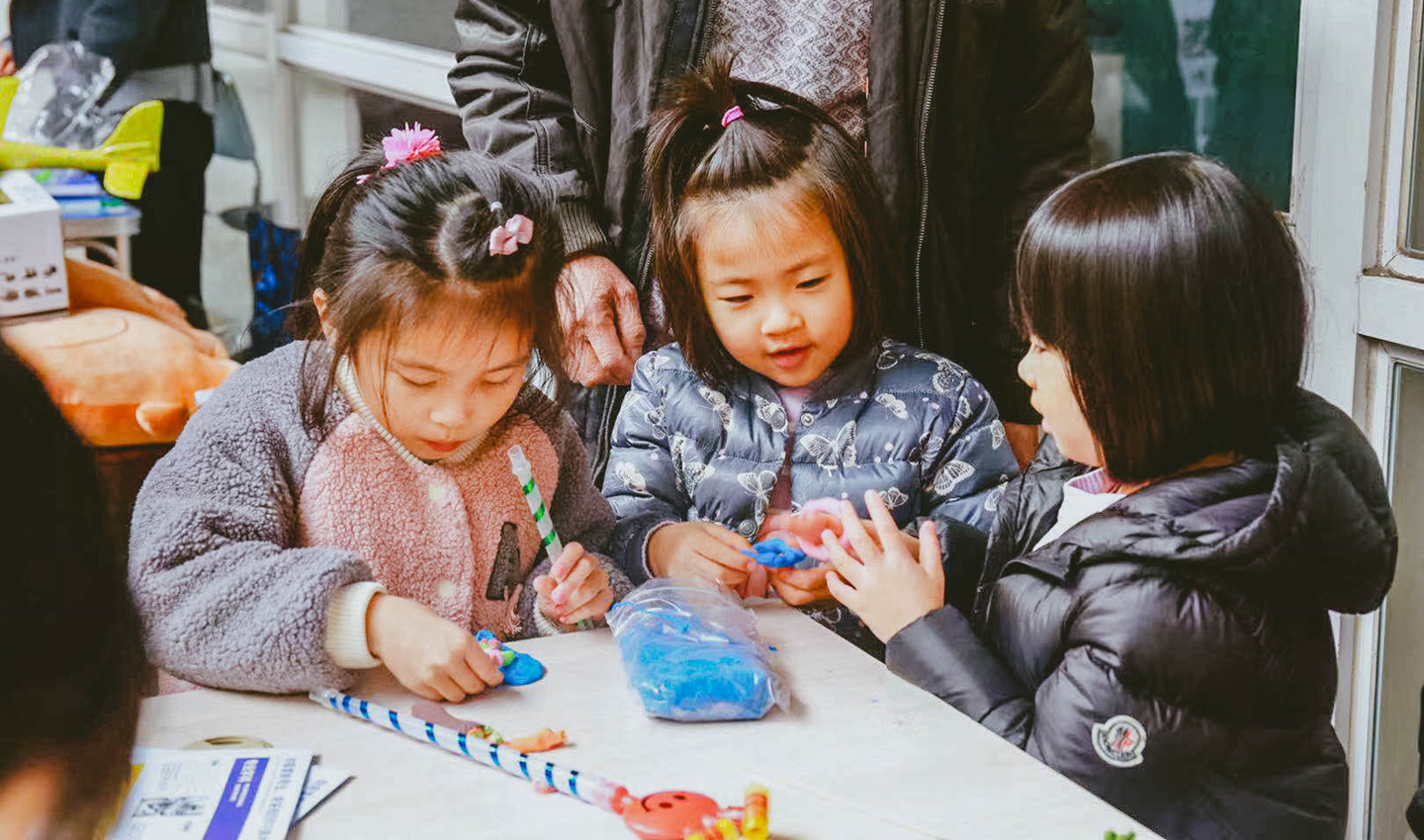 暖心圣诞节|万家平安夜，珍藏一段欢笑与温暖...